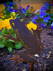 Small Exterior Rustic Metal Little Frog Leaping Garden Stake Yard Art  Pond Water Flower Bed Sculpture  Gift   Present