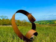 Exterior Rustic Abstract Ribbon Ring Rusty Metal Garden Stake Yard Art  Centre Piece Flower Bed Sculpture  Gift   Present