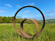 Exterior Rustic Metal Hoop Ring Circular Garden Stake Yard Art  / Flower Bed / Centre Piece Sculpture Modern Steel Ornament  Gift