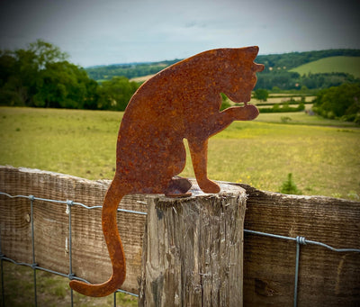 Exterior Rustic Rusty Metal Cat Washing Feline Garden Fence Topper Yard Art Gate Post  Sculpture  Gift   Present