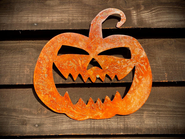 Exterior Rustic Pumpkin Sign Halloween Trick or Treat Present Garden Wall House Art Shed Sign Hanging Metal Rustic Art  Gift