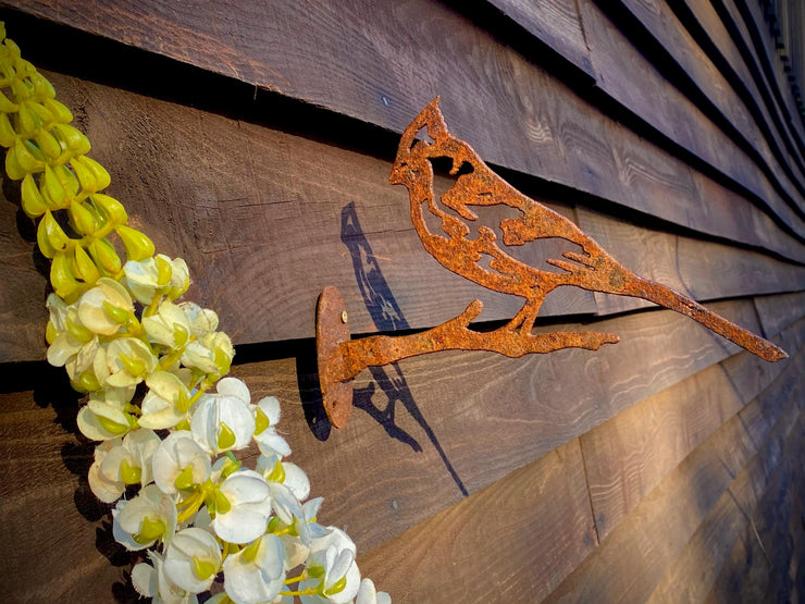 Cardinal Bird Branch Fence Topper