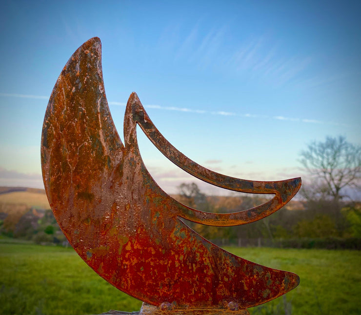 Exterior Rustic Moon Night Time Modern Art Rusty Metal Garden Stake Yard Art  Centre Piece Flower Bed Sculpture  Idea  Gift