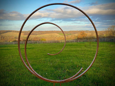 Exterior Rustic Garden Ring Swirl Curl Hoop Rusty Metal Garden Stake Yard Art  Centre Piece Flower Bed Sculpture  Idea  Gift