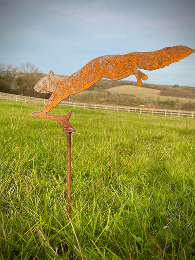 Running Squirrel Garden Stake