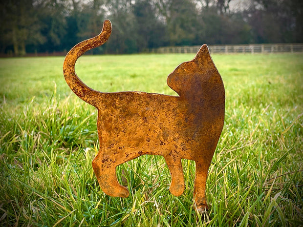 Exterior Rustic Rusty Metal Cat Looking Back Feline Garden Stake  Fence Topper Yard Art Gate Post  Sculpture  Gift   Present