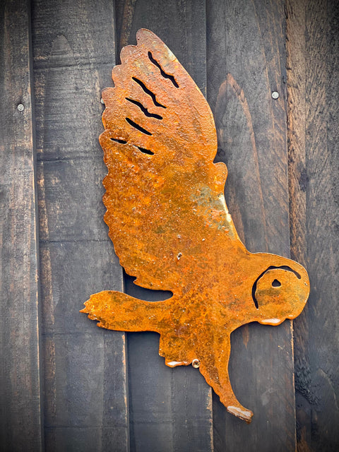 Exterior Rustic Rusty Metal Owl Landing Barn Owl Garden Art Garden Stake Fence Topper Yard Art Gate Post  Sculpture  Gift