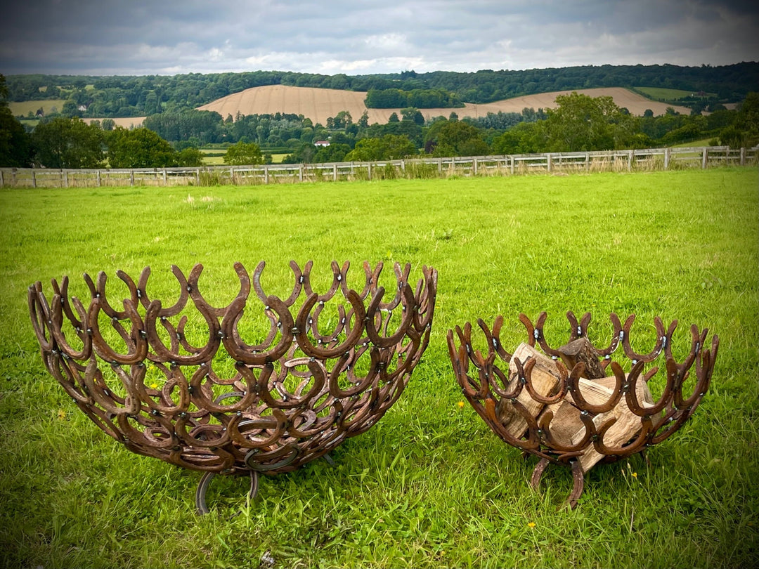 Horseshoe Firepit Ash Pan - Horse Shoe Sculpture – Rustic Garden Art